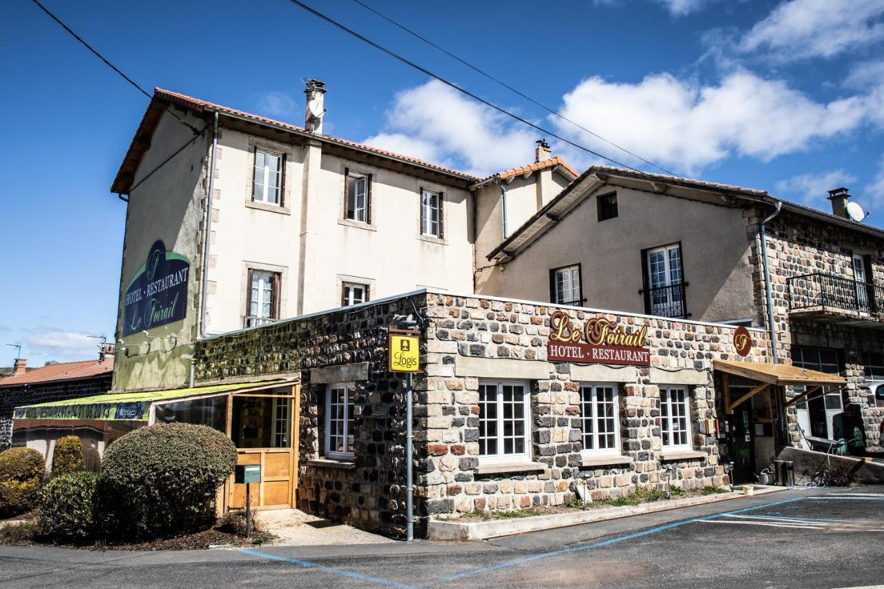 Hotel Restaurant Le Foirail Saint-Haon Bagian luar foto